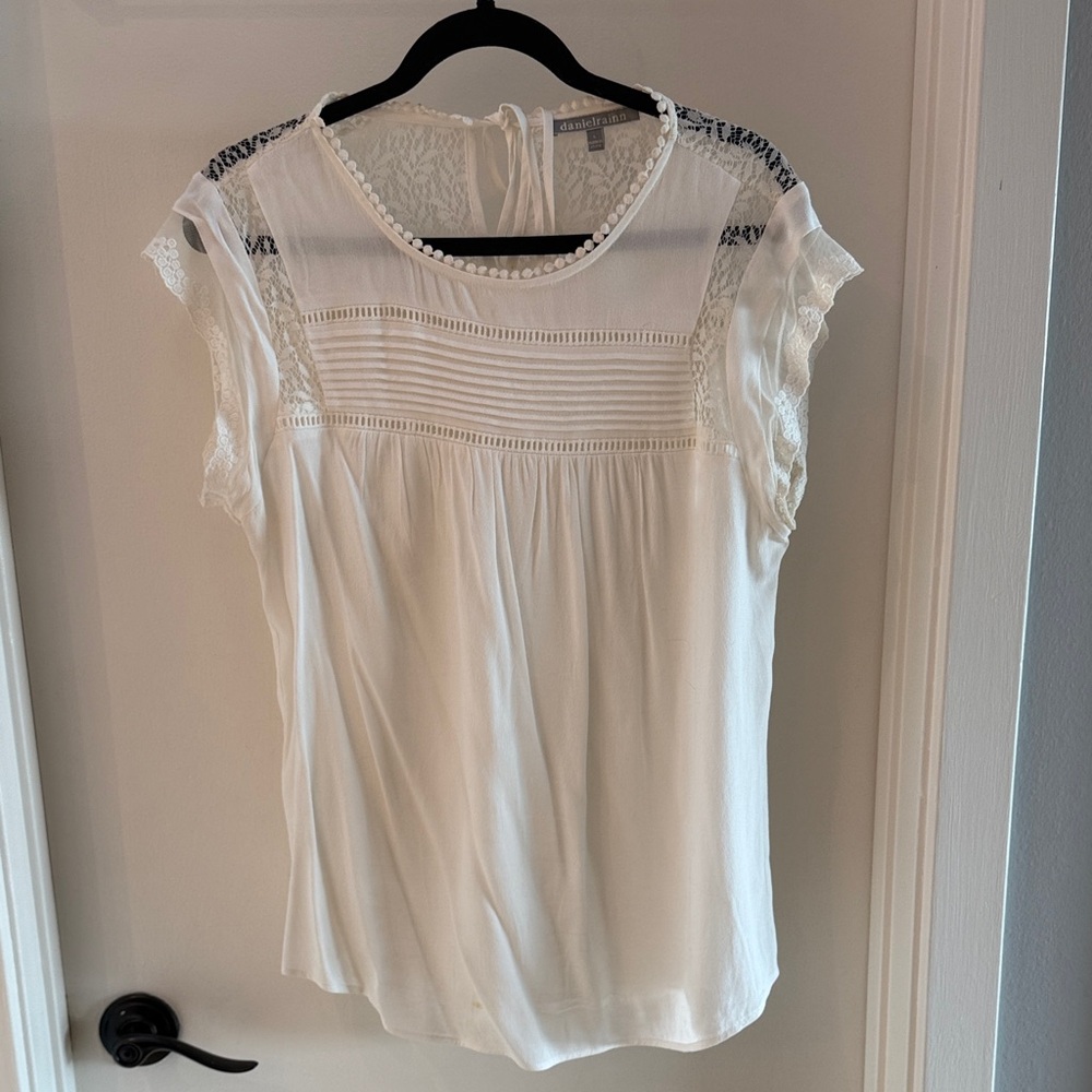 Daniel Rainn Ivory Lace Accent Blouse